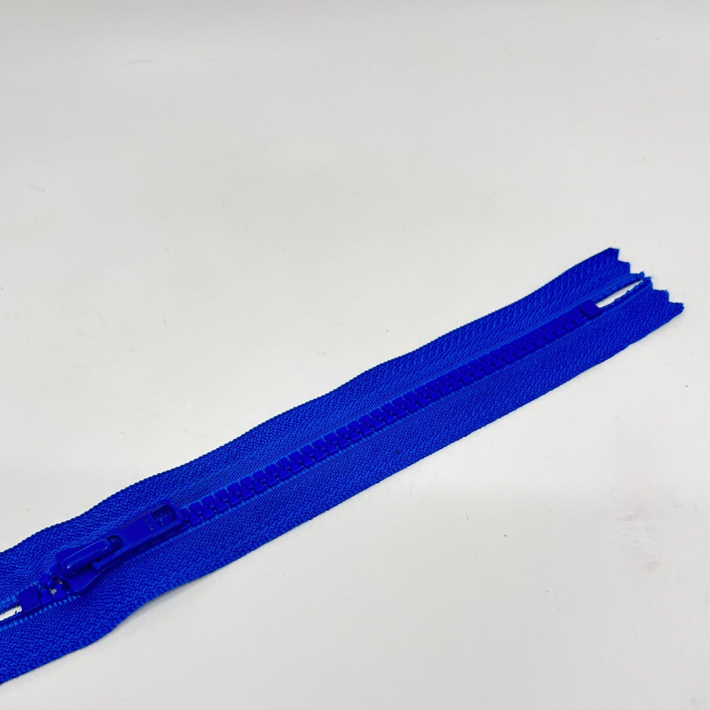 Zip Injecté - Standard (17 cm)