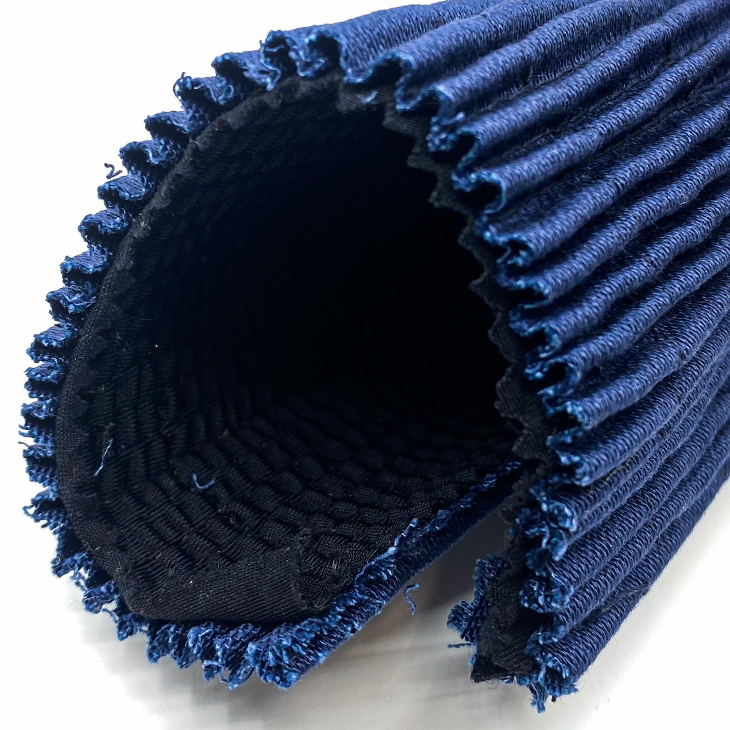 Tissu - Matelassage smocké bleu marine