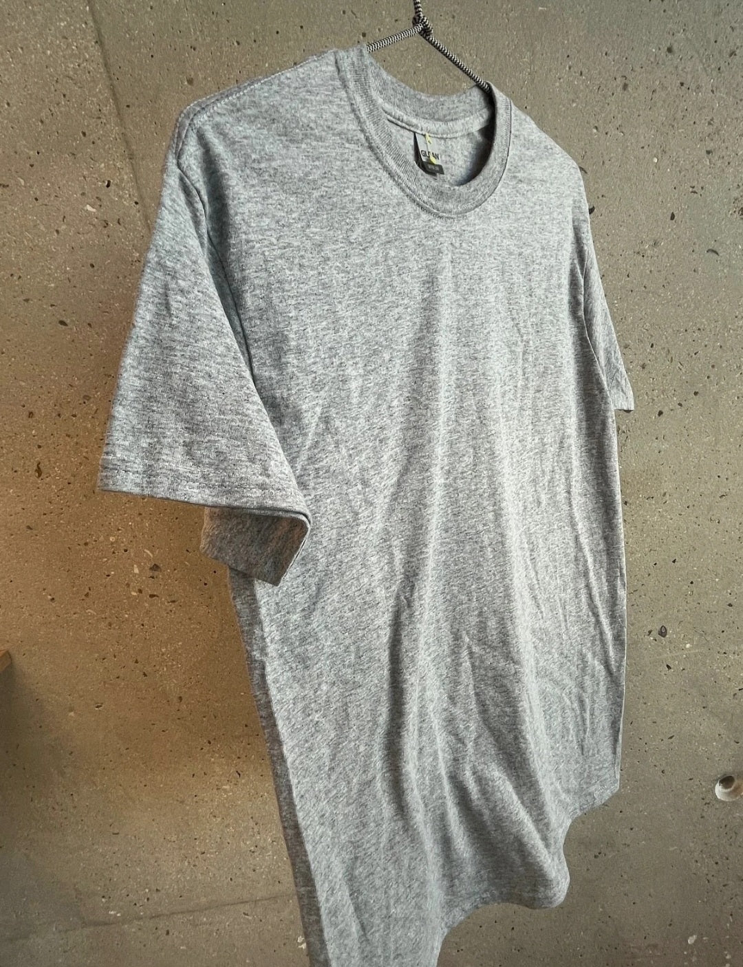 Produits finis - Lots de t-shirts gris