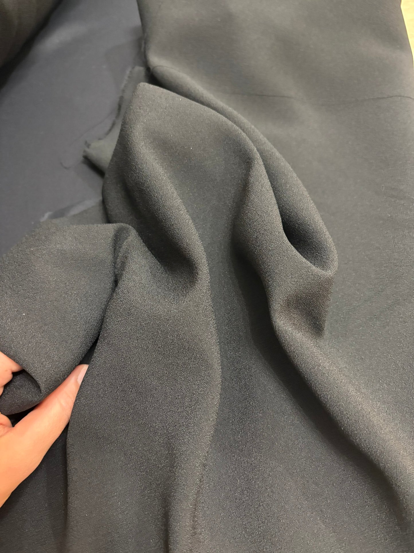 Crêpe de viscose thermocollée