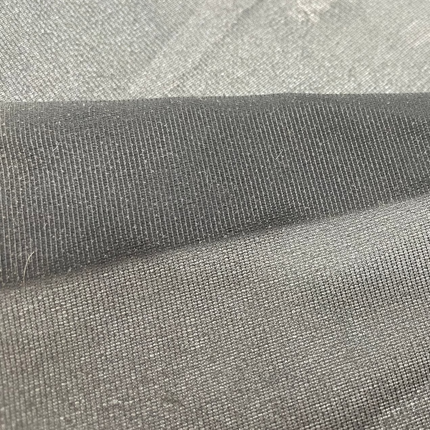 Textile - Thermocollant polyester recyclé noir