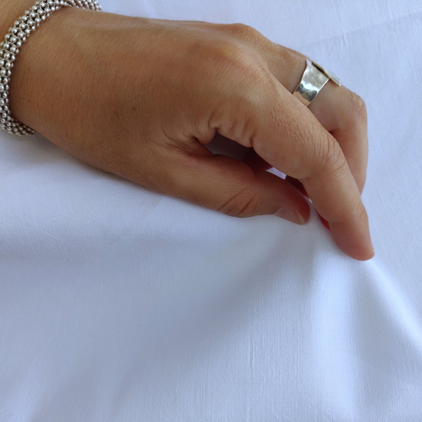 Tissu - Toile de coton et lin brodée or (nappe)
